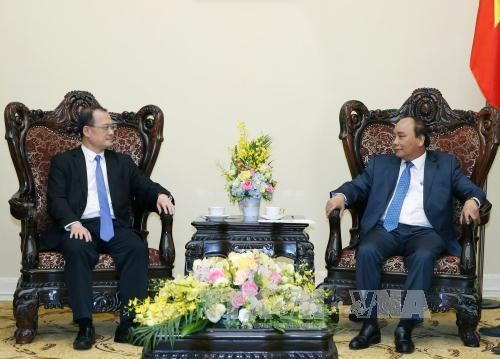 Нгуен Суан Фук принял президента гонконской корпорации Sunwah - ảnh 1